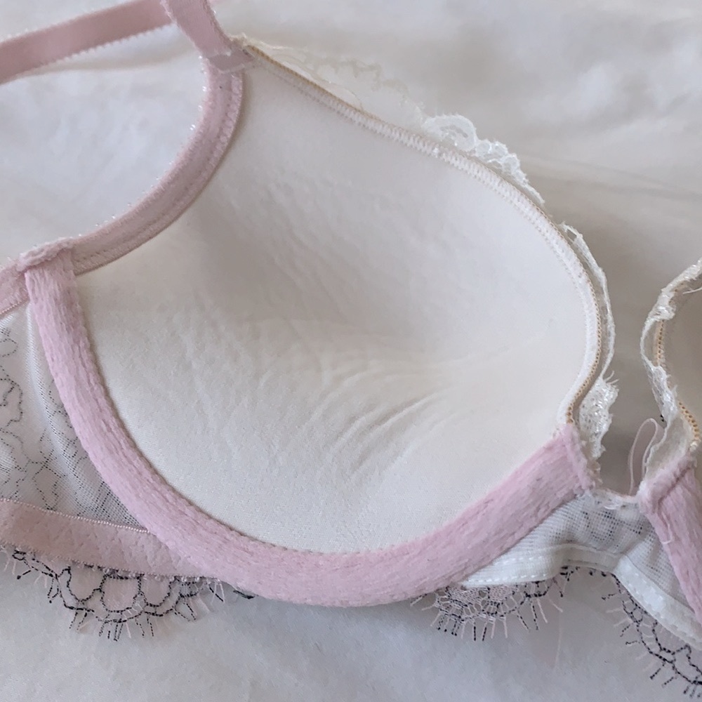 Rare 32B Dream Angels Crystal Bra Pink Crystal Lace Bra - Picture 9 of 13